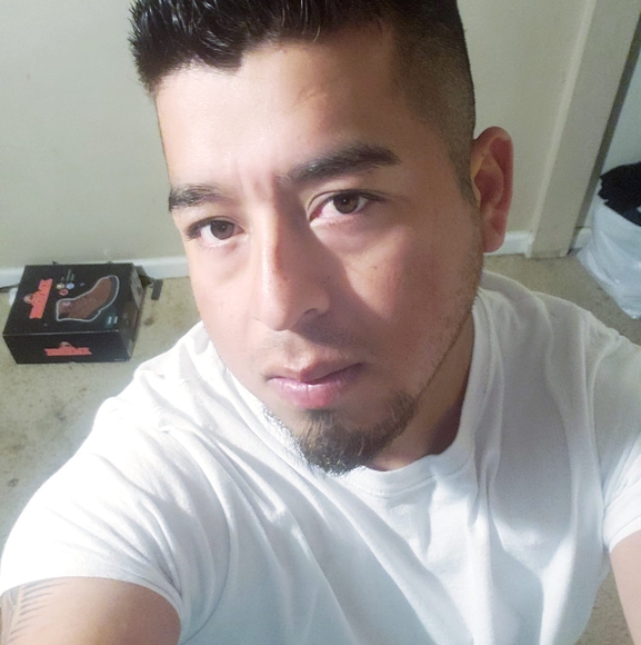 Meet your Posher, Villanueva - Picture 1 of 1